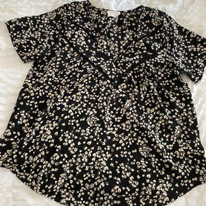 Black and white swing top